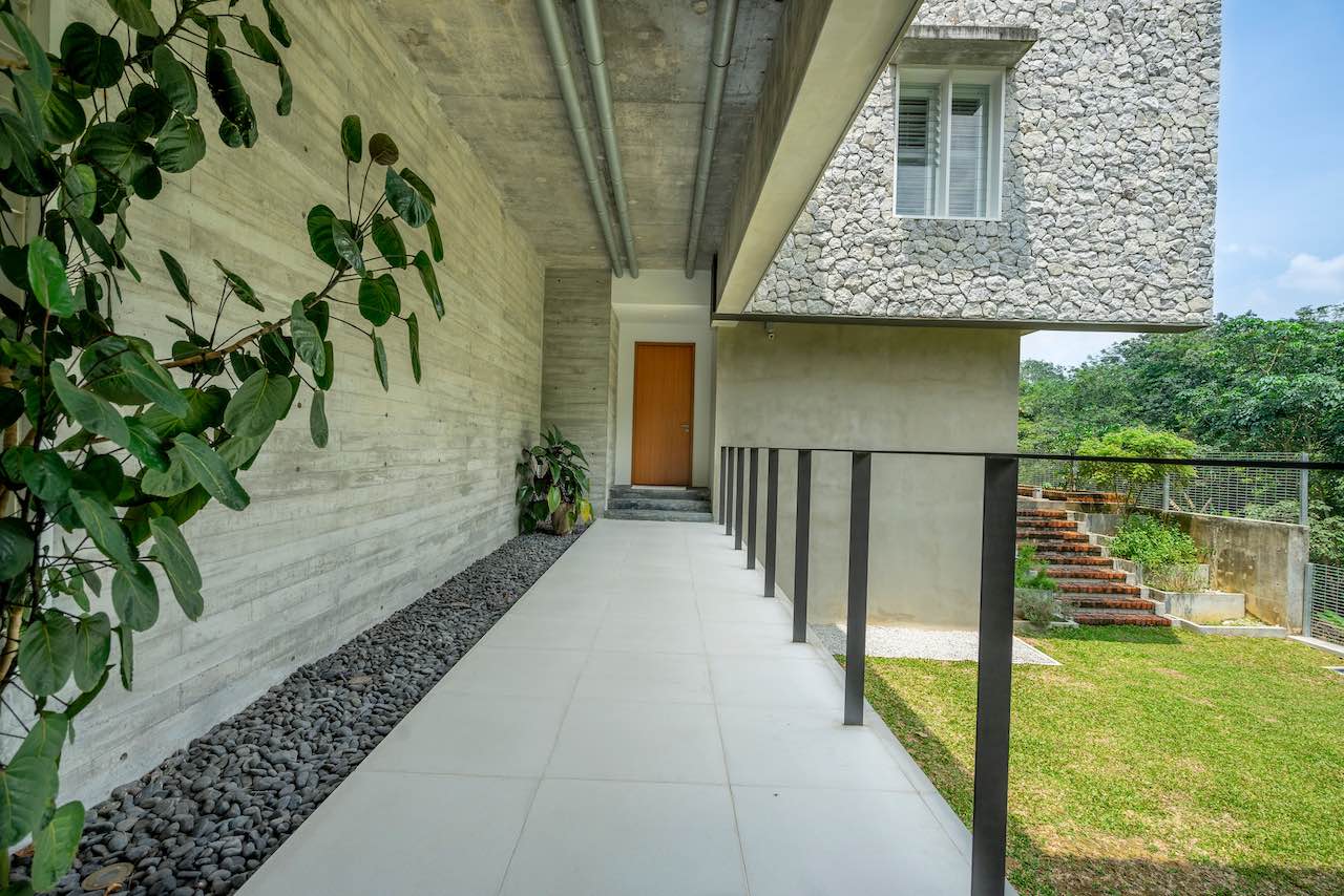 Private House, Tropicana